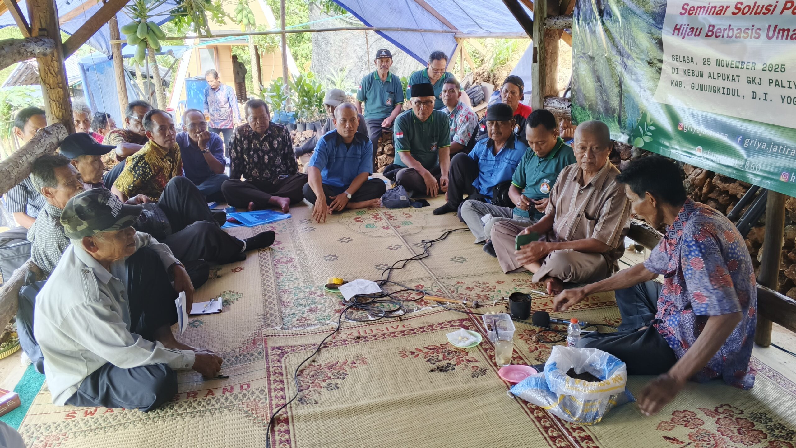Yayasan Griya Jati Rasa Gelar Seminar Sosialisasi dan Tindakan Aksi Solusi Perubahan Iklim dan Transformasi Ekonomi Hijau Bersama Gereja-Gereja di Jawa